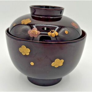 Vintage Japanese Painted Bowl & Lid Red and Gold Design SKU U133